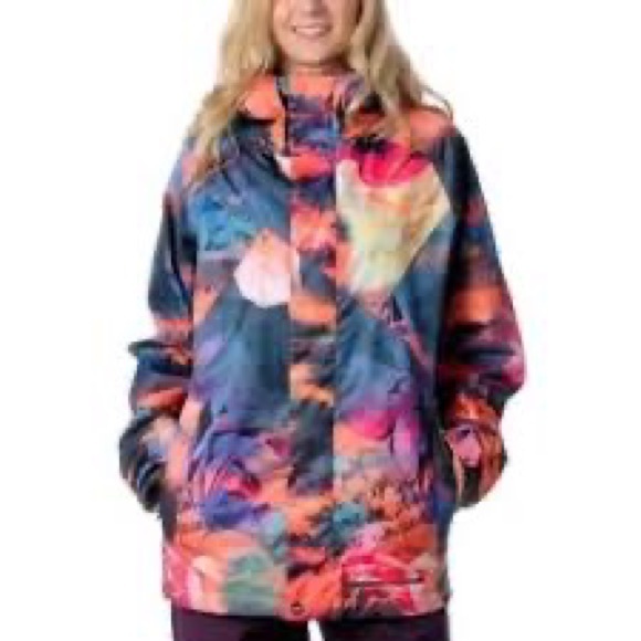 Volcom Snow Boarding Jacket - Picture 5 of 10